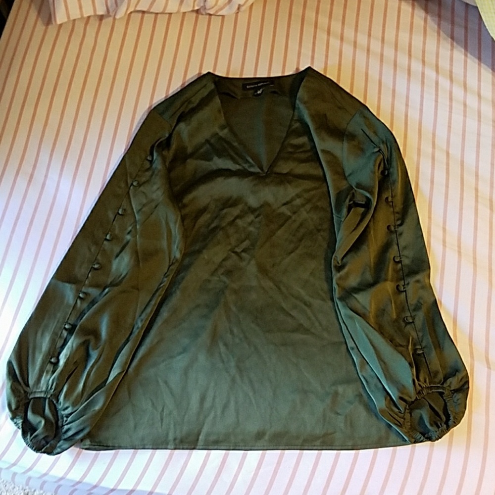 Banana republic green bell button sleeve shirt
